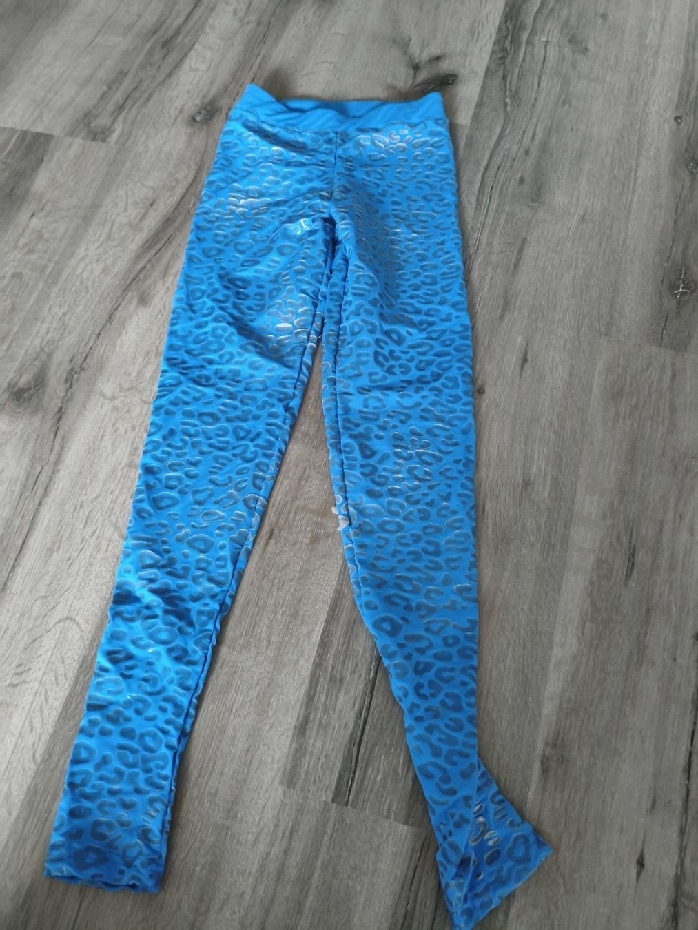 Leggings: Pantaloni grip per poledance  – Gebraucht aus Bioggio von OresteIronix