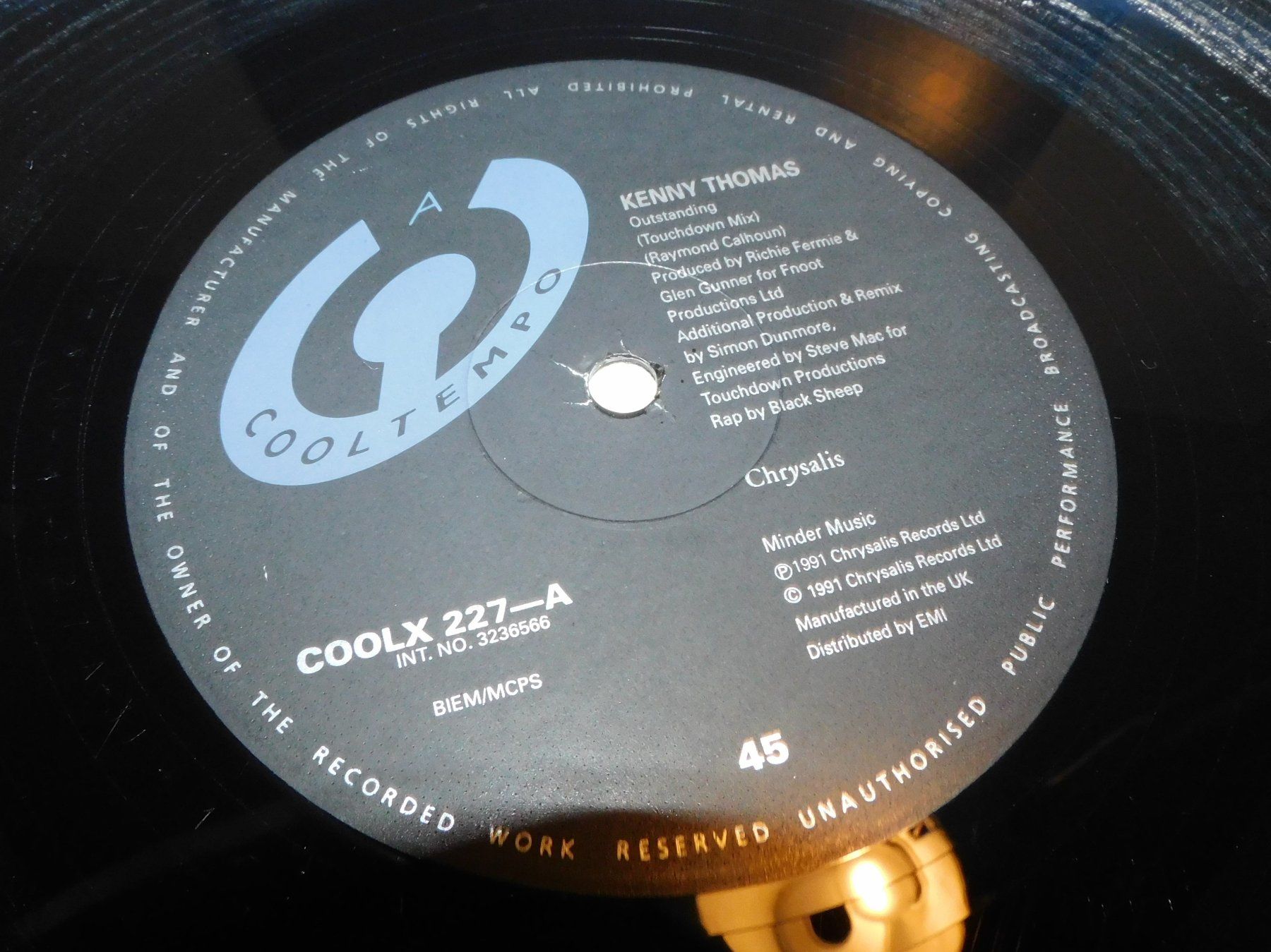 Dischi in vinile: LP - Schallplatte - Kenny Thomas The Mix - Outstanding – Usato da Sursee venduto da 76 4