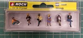 Noch 15535 Sitzende Figuren