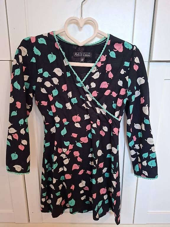 Vestiti & Gonne: Petit Louie Klei Mädchen Gr.110/116 – Usato da Flurlingen venduto da Atea8