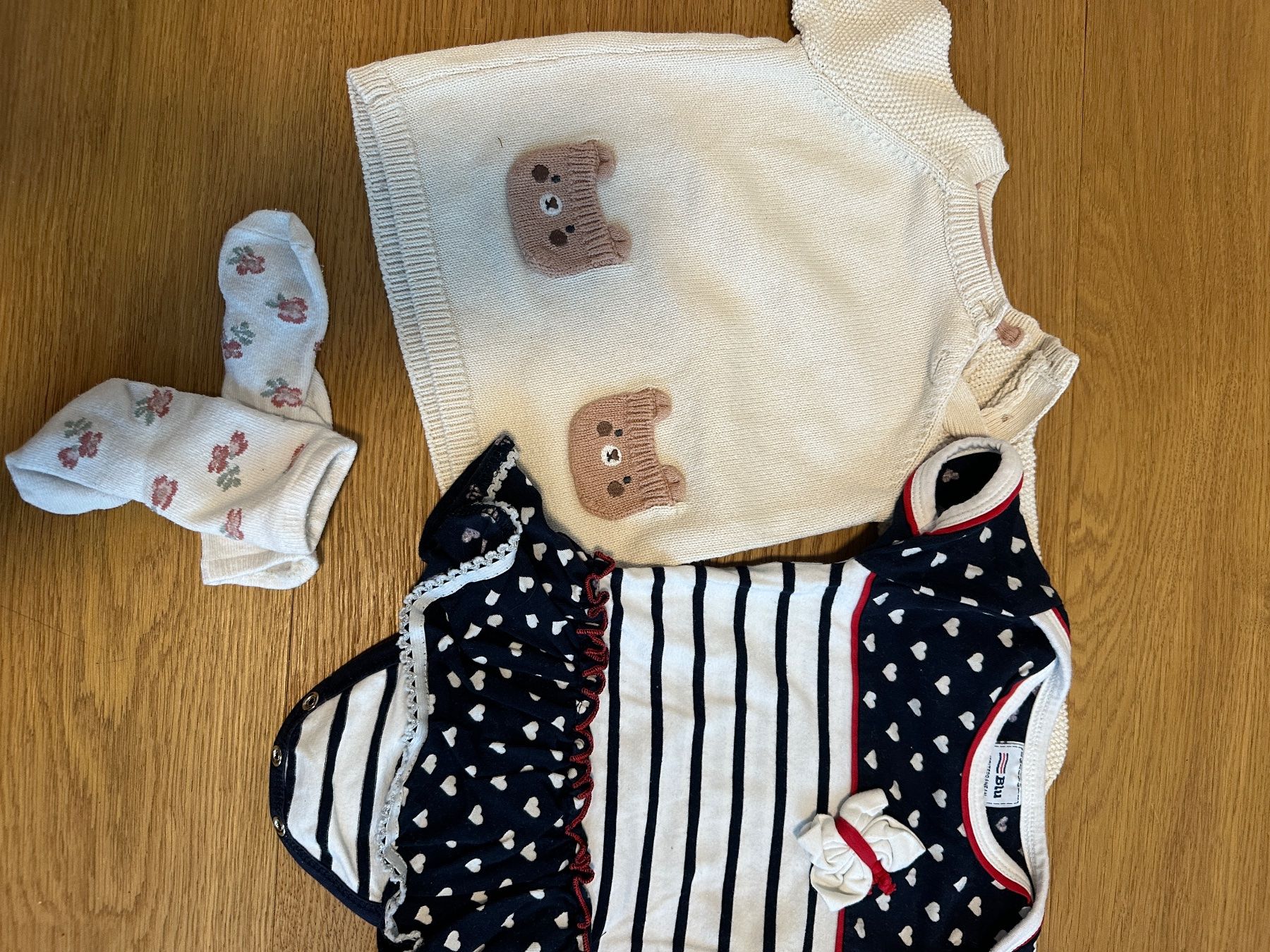 Lotti & Set di vestiti: Schönes Kleiderpaket Mädchen Grösse 62. – Usato da Hausen am Albis venduto da raesi01 3
