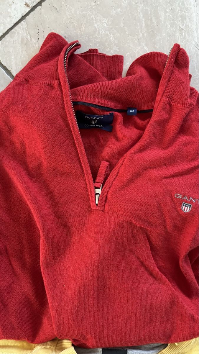 Hugo Boss Lotti di vestiti: Hugo Boss / Gant Pullover – Usato da Wittinsburg venduto da jonibaboni 3