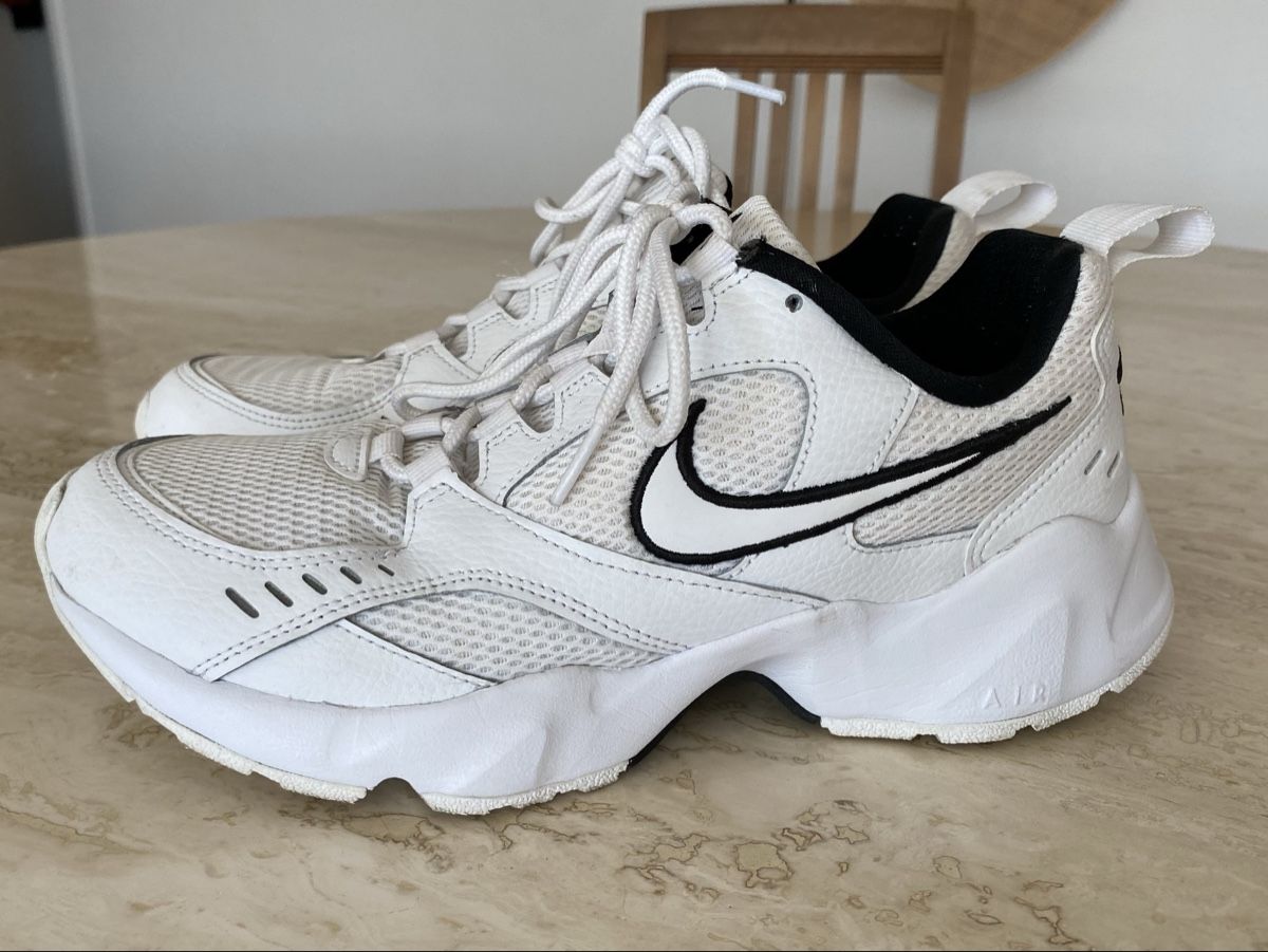 Nike Damenschuhe: Nike Air Heights – Gebraucht aus Emmen von Linda-Bachmann 3