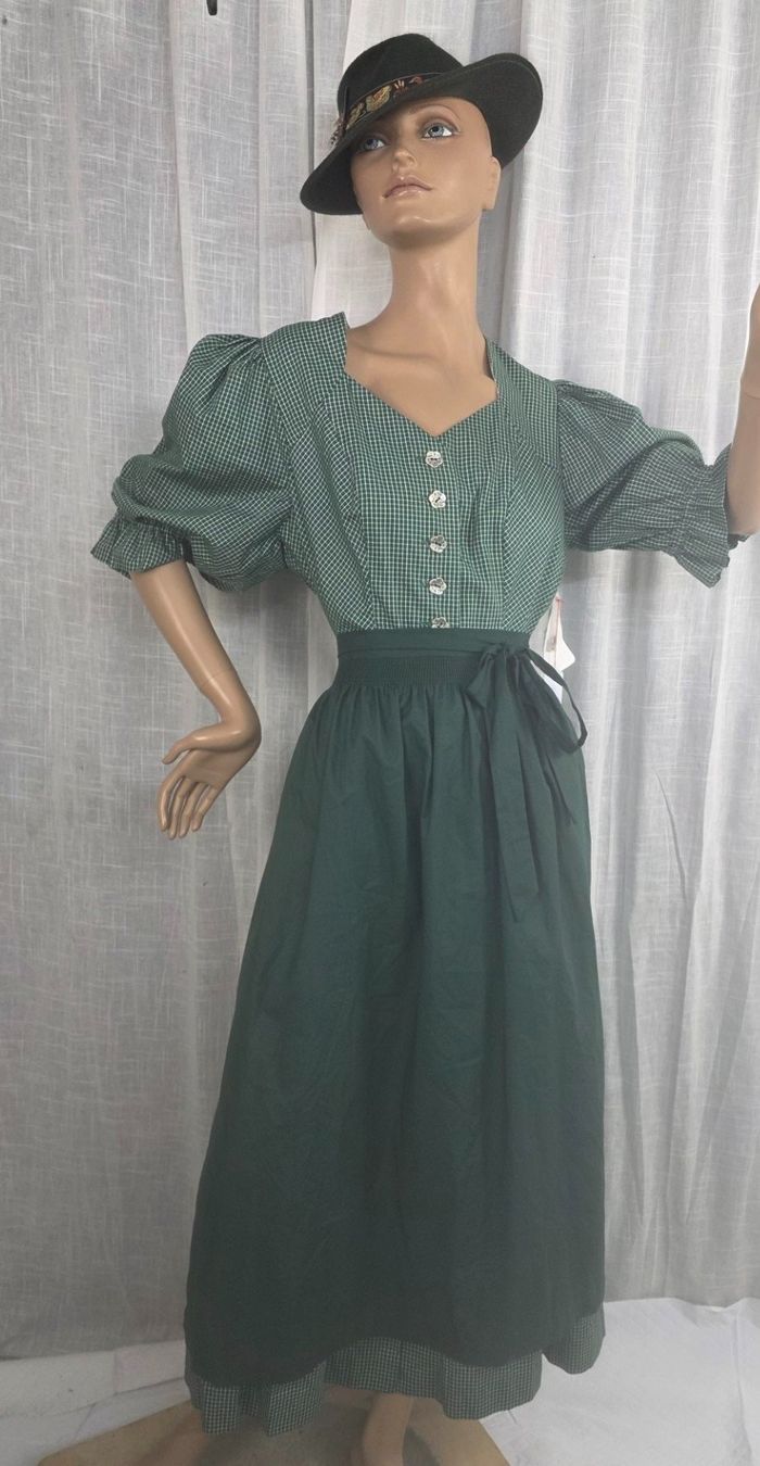 Kleider: ISOLA Trachten Kleid - Dirndl: Modell "Gudi" – Neu (gemäss Beschreibung) aus Flums von Flumsantik