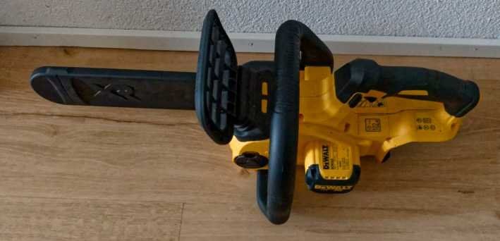 Dewalt Seghe: Kettensäge, DeWALT PCM565 – Usato da Oberneunforn venduto da Prazki
