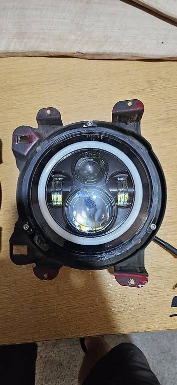 VW Fari: VW T3 LED Scheinwerfer – Usato da Merenschwand venduto da kiliwili4 1