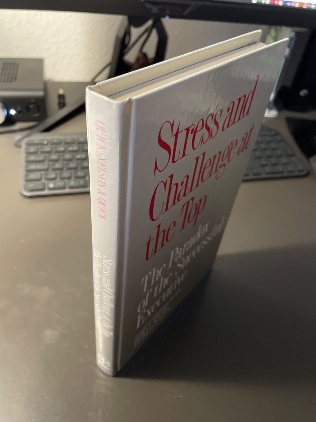Libri: Stress and Challenge at the Top – Nuovo (secondo la descrizione) da Genève venduto da Haciend4 2