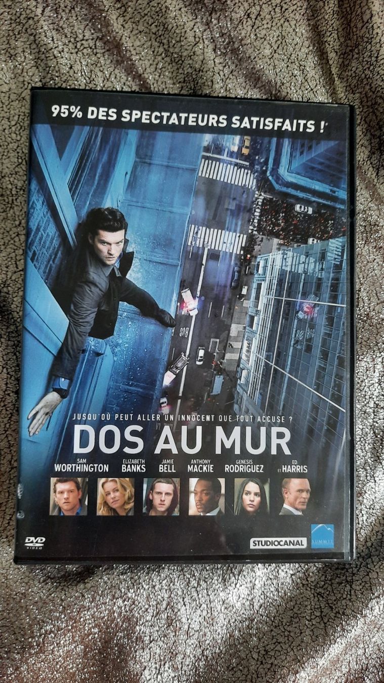 Tutti i DVDs: DOS AU MUR  avec Sam Worthington – Usato da Lausanne venduto da BrigitteAnne