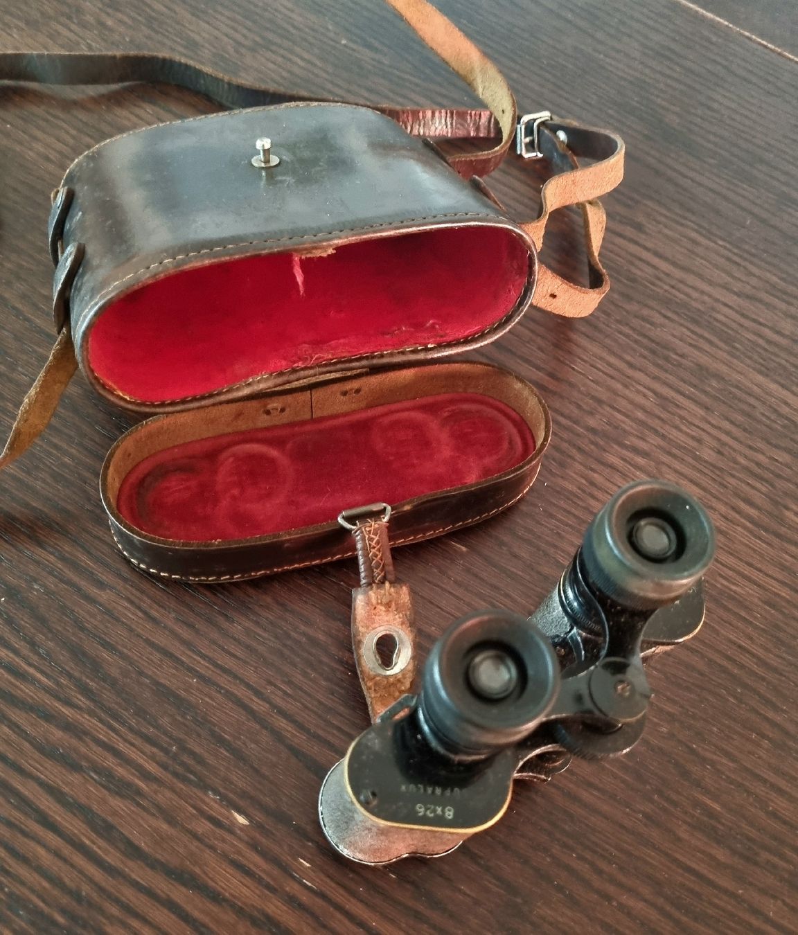 Jumelles: Antikes Fernglas mit Ledertasche. – D'occasion à Wil SG par optimus07