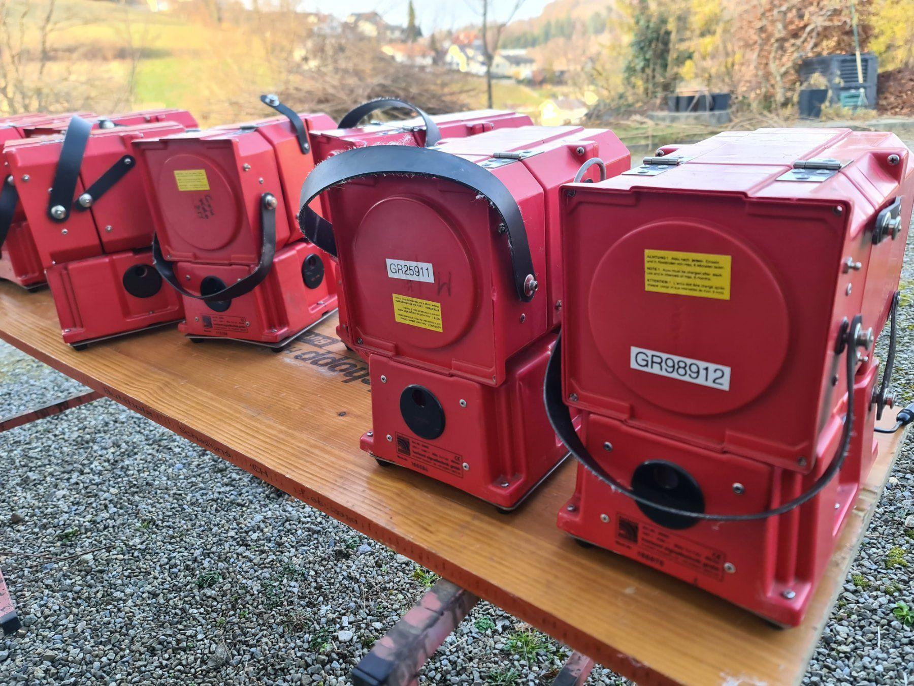 Flash: 8 Stück TRI-BLITZ Baustellen Sicherheitsleuchte Warnleuchten – Usato da Uerkheim venduto da Justi.y 5