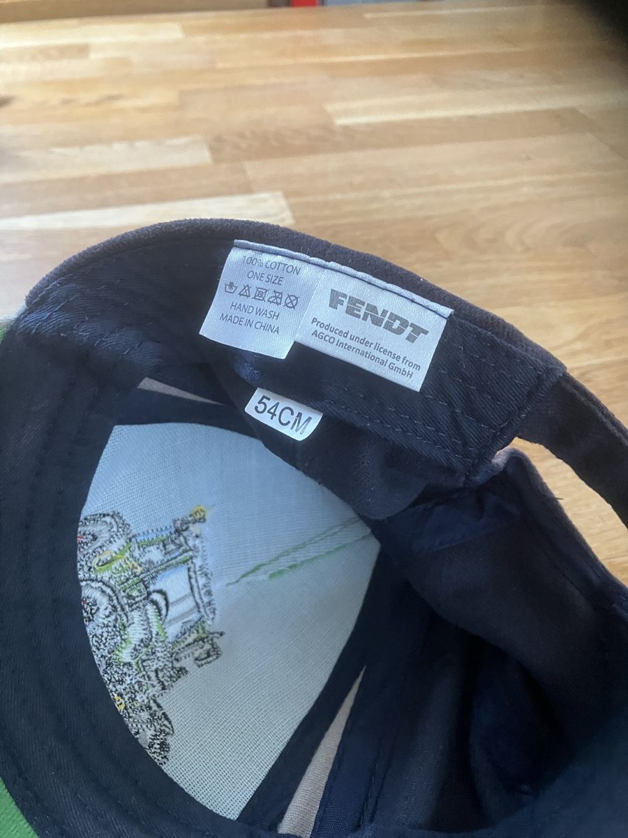 Altro abbigliamento per bambino: Fendt Sonnenhut  Kinder – Usato da Bettwiesen venduto da Zustand57 3