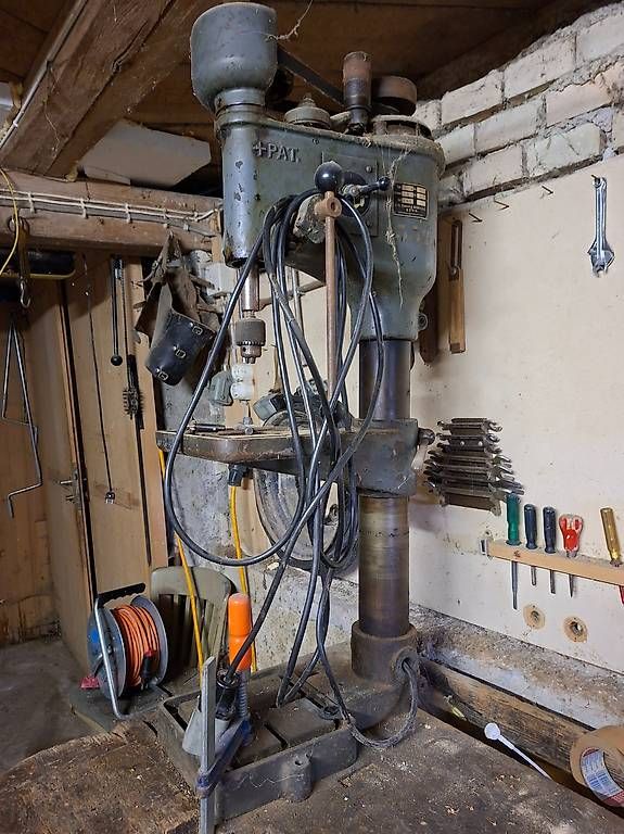Autres décorations & accessoires: Standbohrmaschine – D'occasion à Balterswil par Erimaus 1