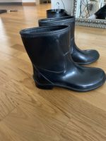Schwarze Gummistiefel 36