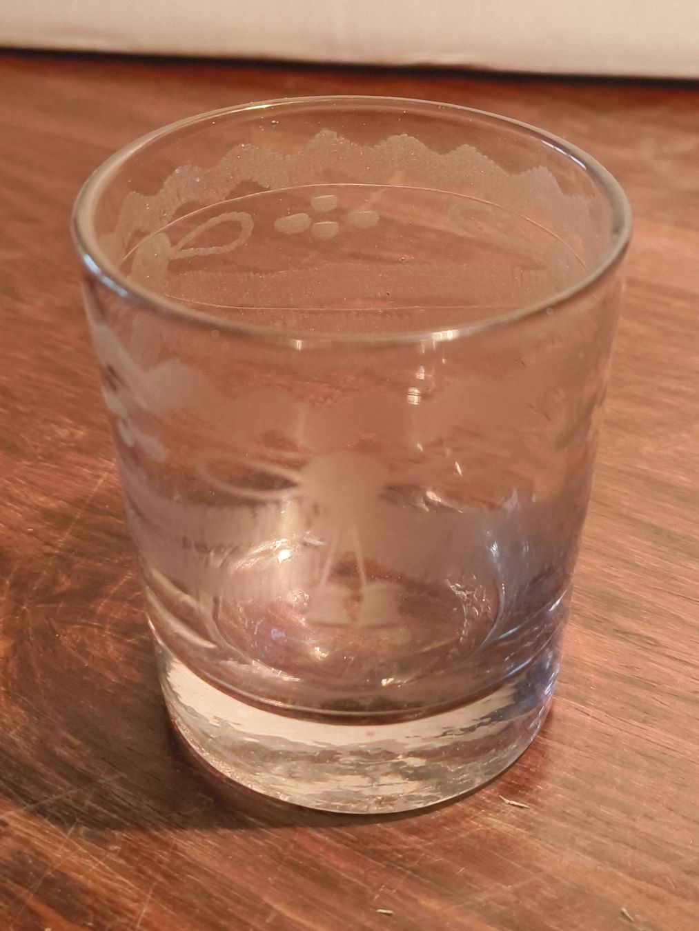 Glasi Hergiswil Bicchieri: antikes Glas ev Flüeli Glas 8cm hoch – Usato da stettlen venduto da VintageBern_ch 8