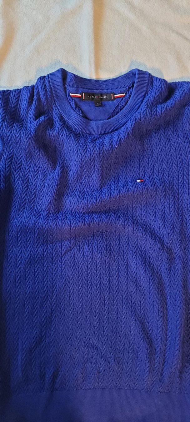 Tommy Hilfiger Pullover & Sweatshirts: Tommy Hilfiger Pullover gr.M – Gebraucht aus Winterthur von Schnufel0 1