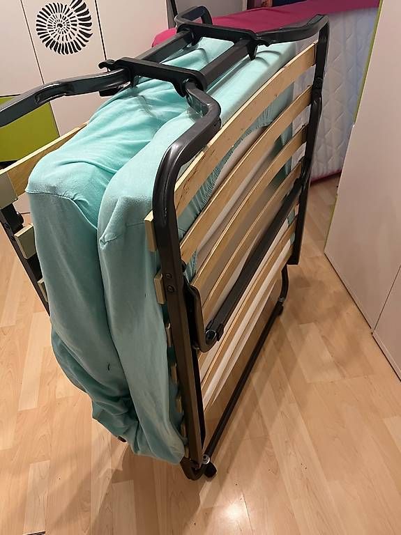 Betten: Not-Bett – Gebraucht aus Rickenbach ZH von Wulf10