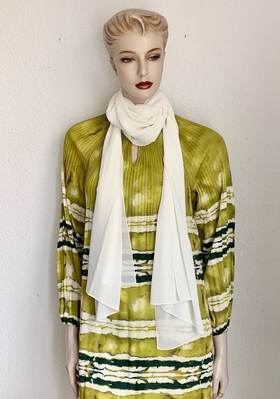 Vestiti: Sommerkleid in Lindengrün Grösse M – Usato da Kloten venduto da Nephty 2