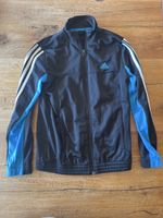 Sportliche Adidas Jacke Gr. 152