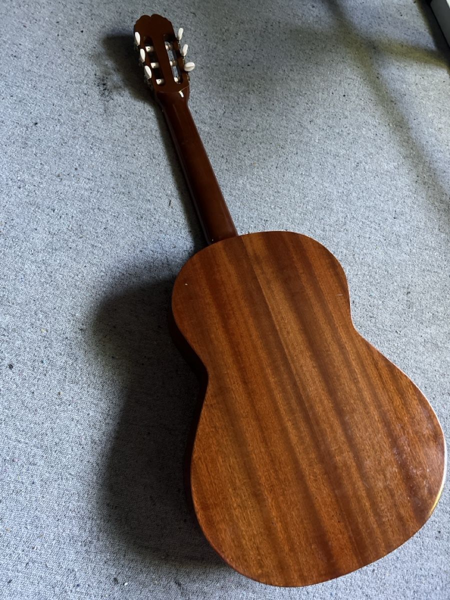 Strumenti musicali: Akustische Gitarre, Ritmo – Usato da Glattfelden venduto da Ak_5bL 2