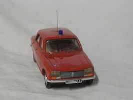 AQUAVIT  PEUGEOT 304  FEUERWEHR   1:43  SELTEN  NEUWERTIG