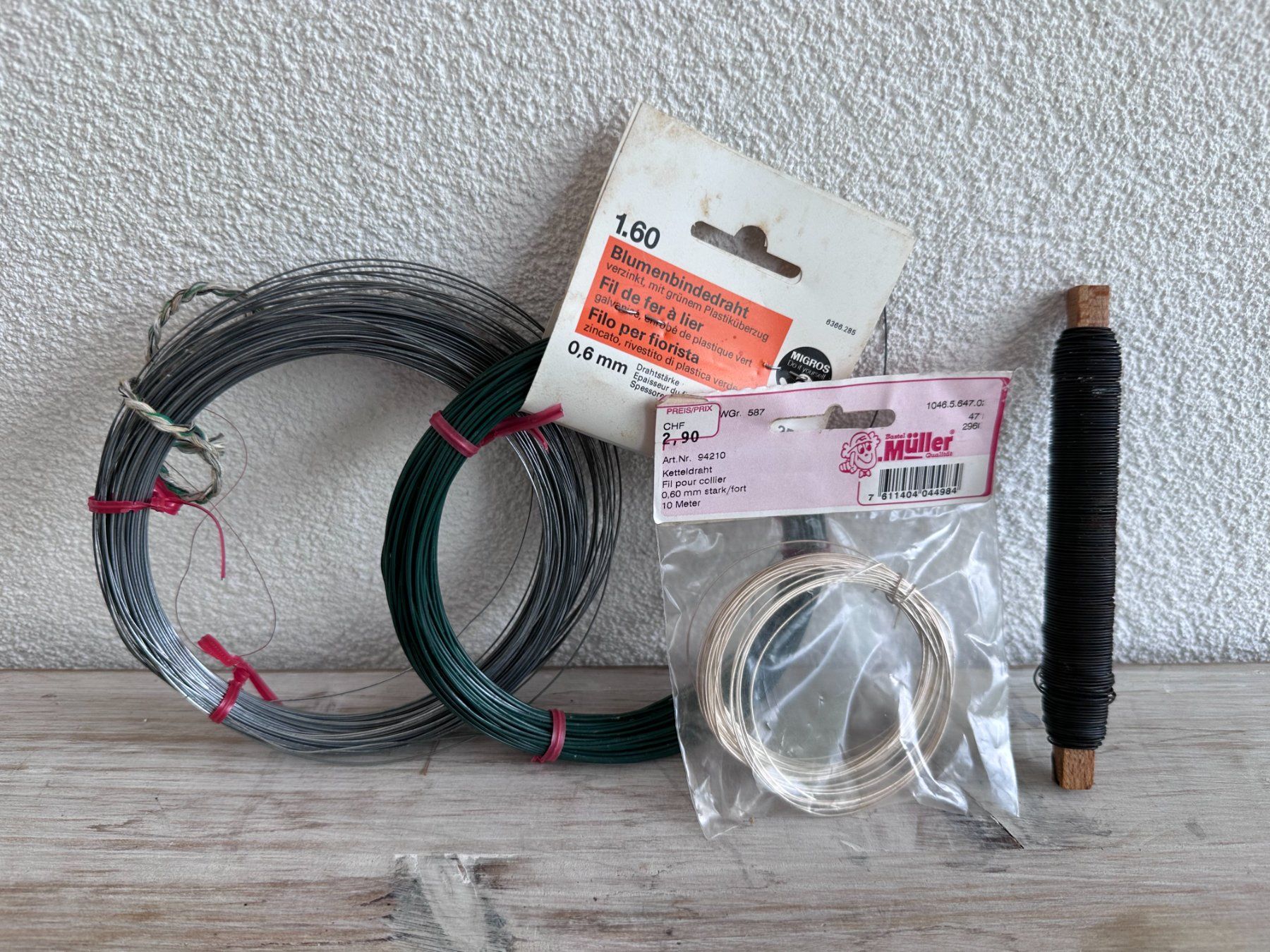 Kit bricolage: Lot d'articles de bricolage – Usato da Châtillon FR venduto da Karine1453 2