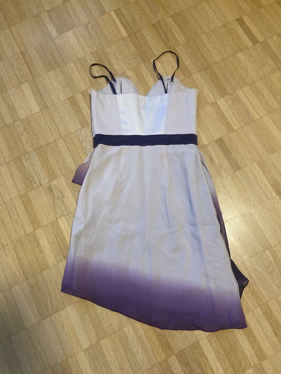 Karen Millen Vestiti: Kleid Karen Millen – Usato da St.Gallen venduto da Arc9 2