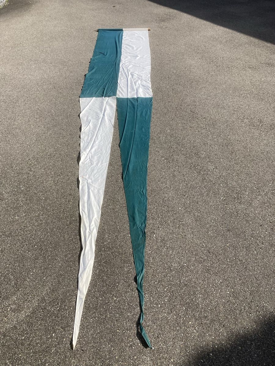 Bandiere: Grün Weiss Fahne ca. 5 Meter – Usato da Niederuzwil venduto da Miami1999
