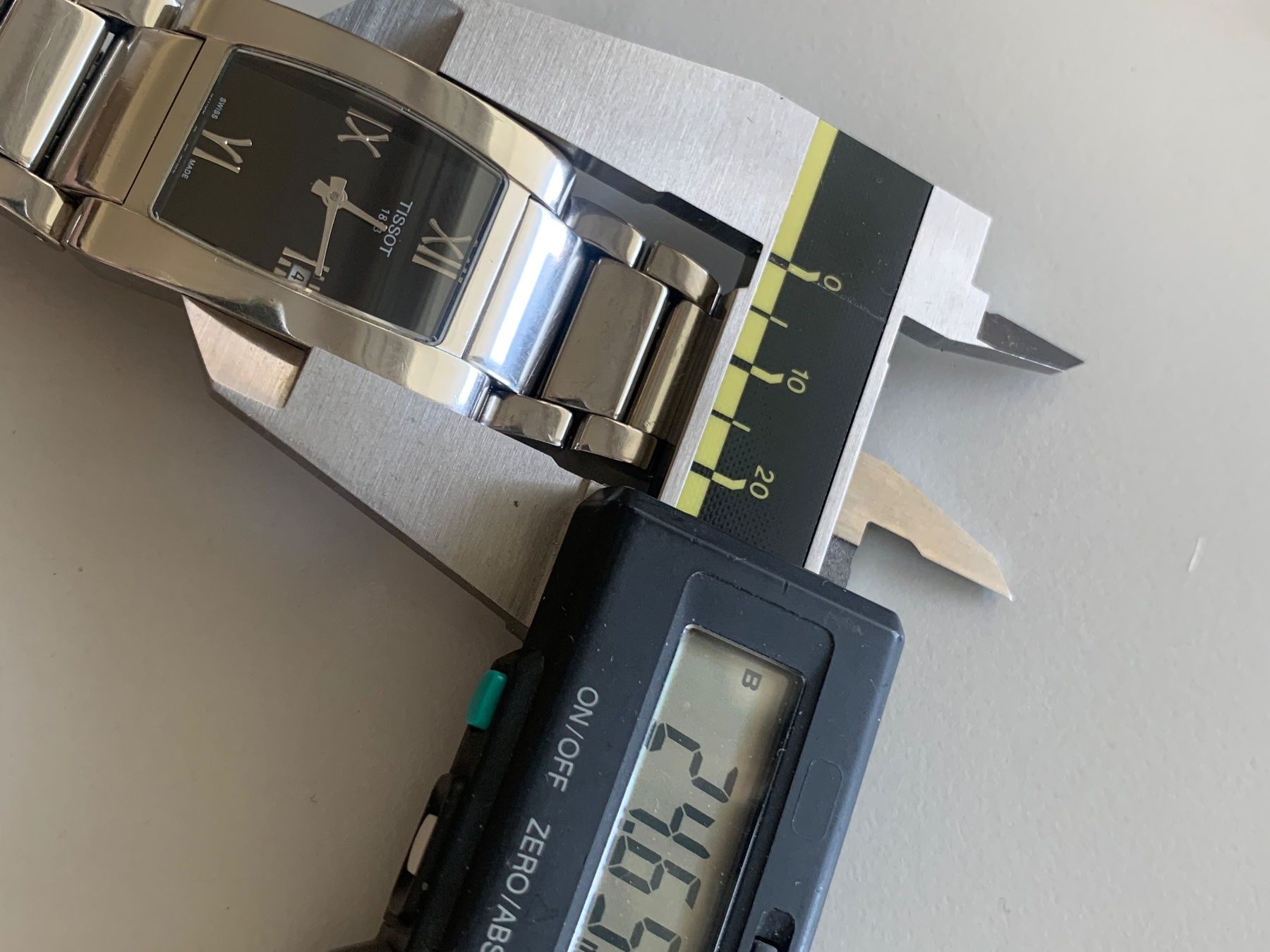 Tissot Orologi: Tissot 1853, T007309A, Quartz – Usato da Zürich venduto da rayberg 3