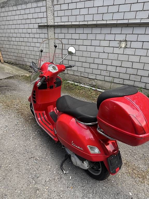 Scooter: Piaggio Vespa GTS 250 – Usato da Altdorf UR venduto da Edoh0 2