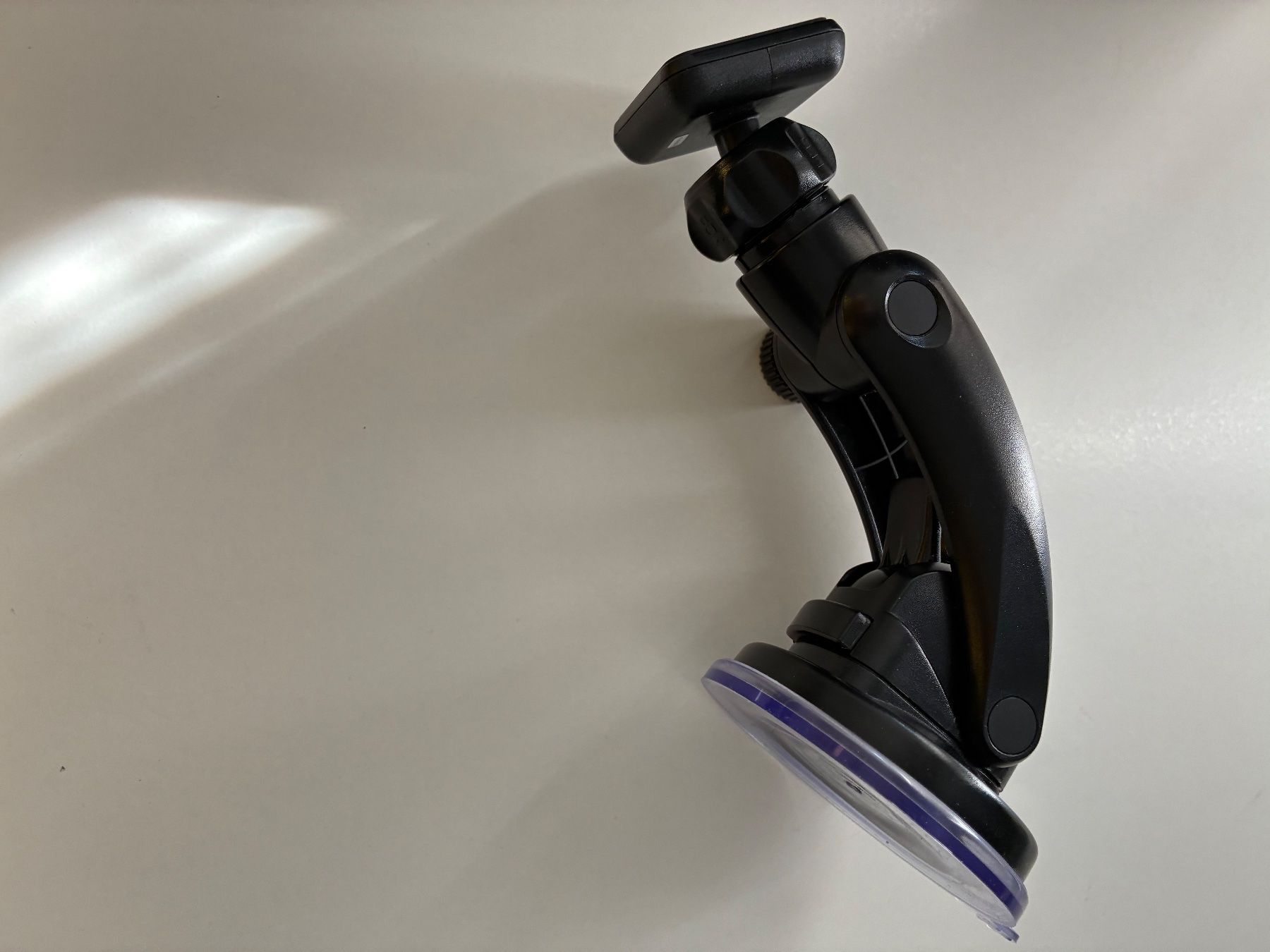 Support: Halterung mit Magnet für Iphone – D'occasion à Maur par salsero02
