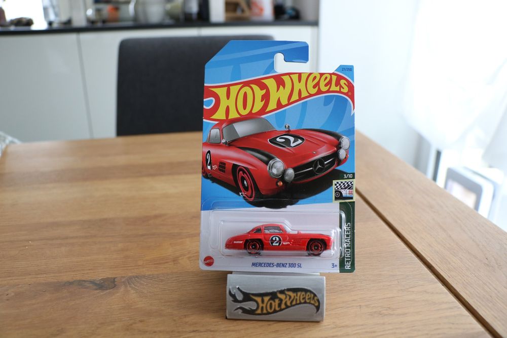Italeri 3612S 1/16 Ölçek, Mercedes-Benz 300 SL Martı Kanat Araba, Plastik Model