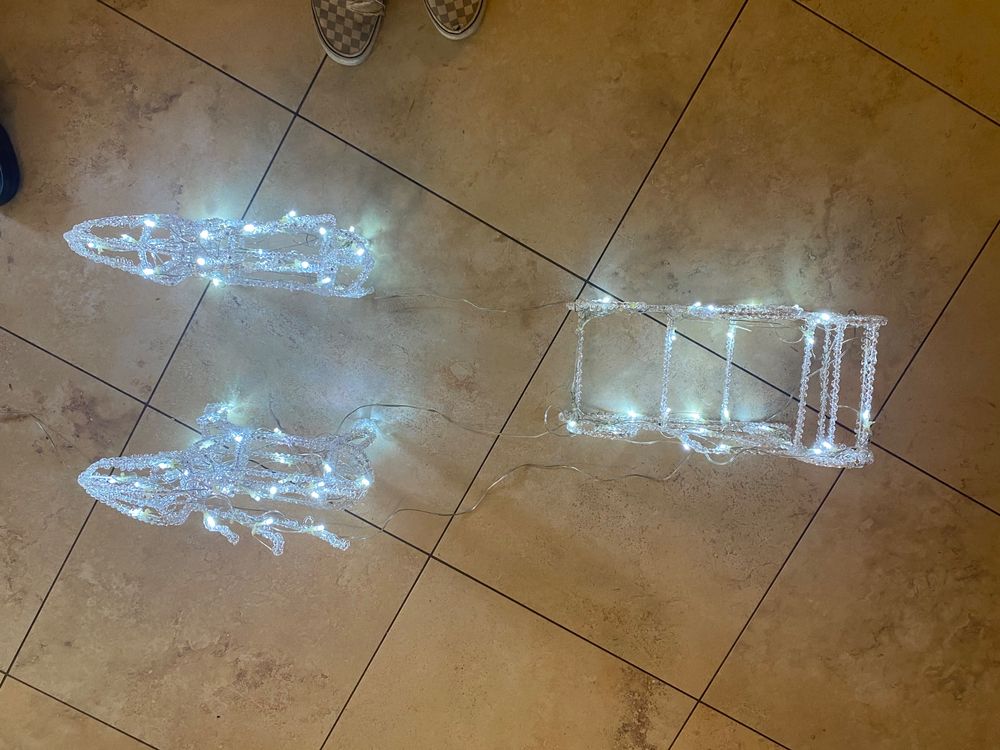 Weihnachtsbeleuchtung; Zwei Rentiere mit Schlitten Kaufen auf Ricardo