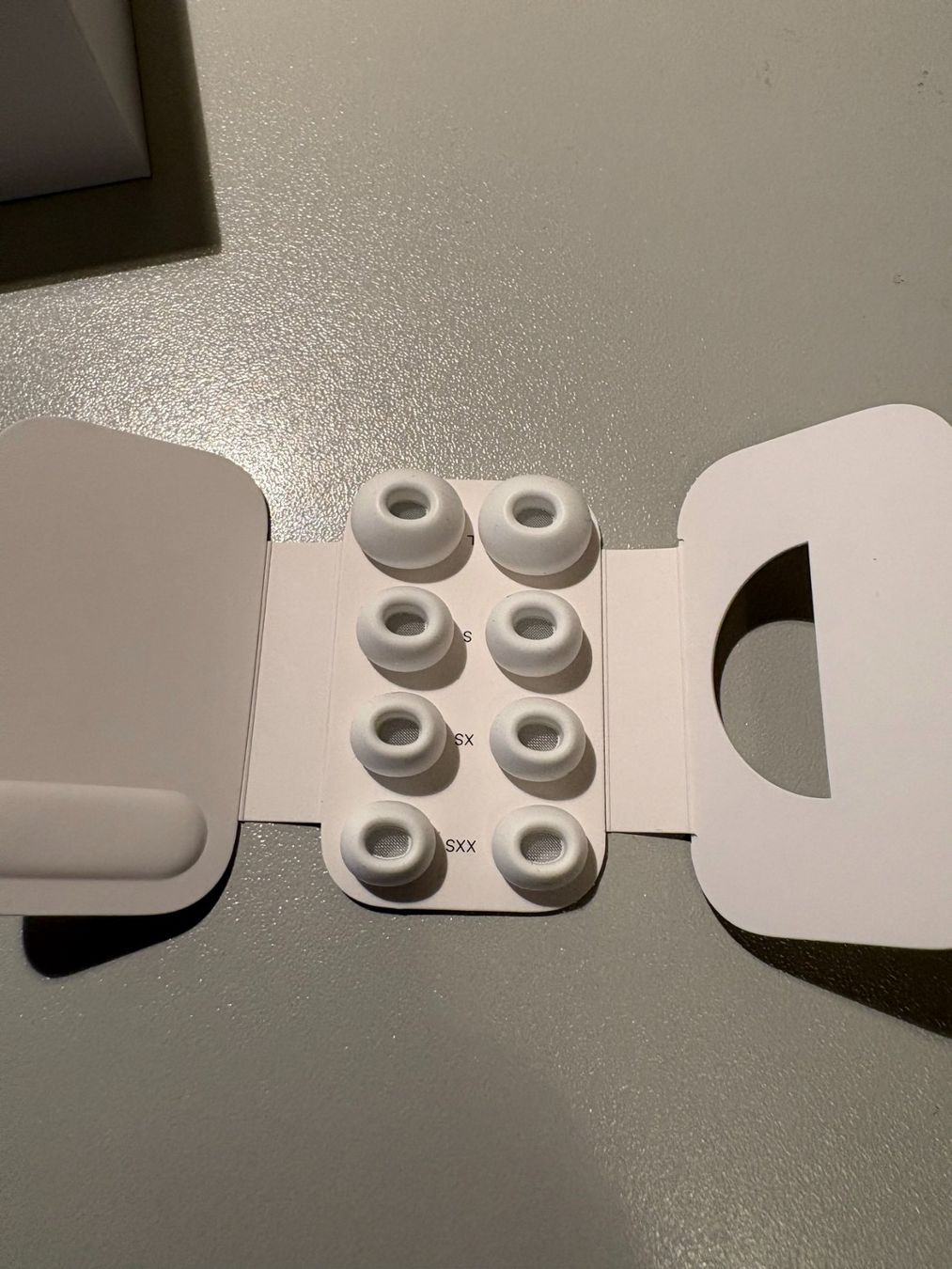 Apple Cuffie: Original Apple AirPods Pro 3 ANC – Nuovo (secondo la descrizione) da Balterswil venduto da Doresa 4
