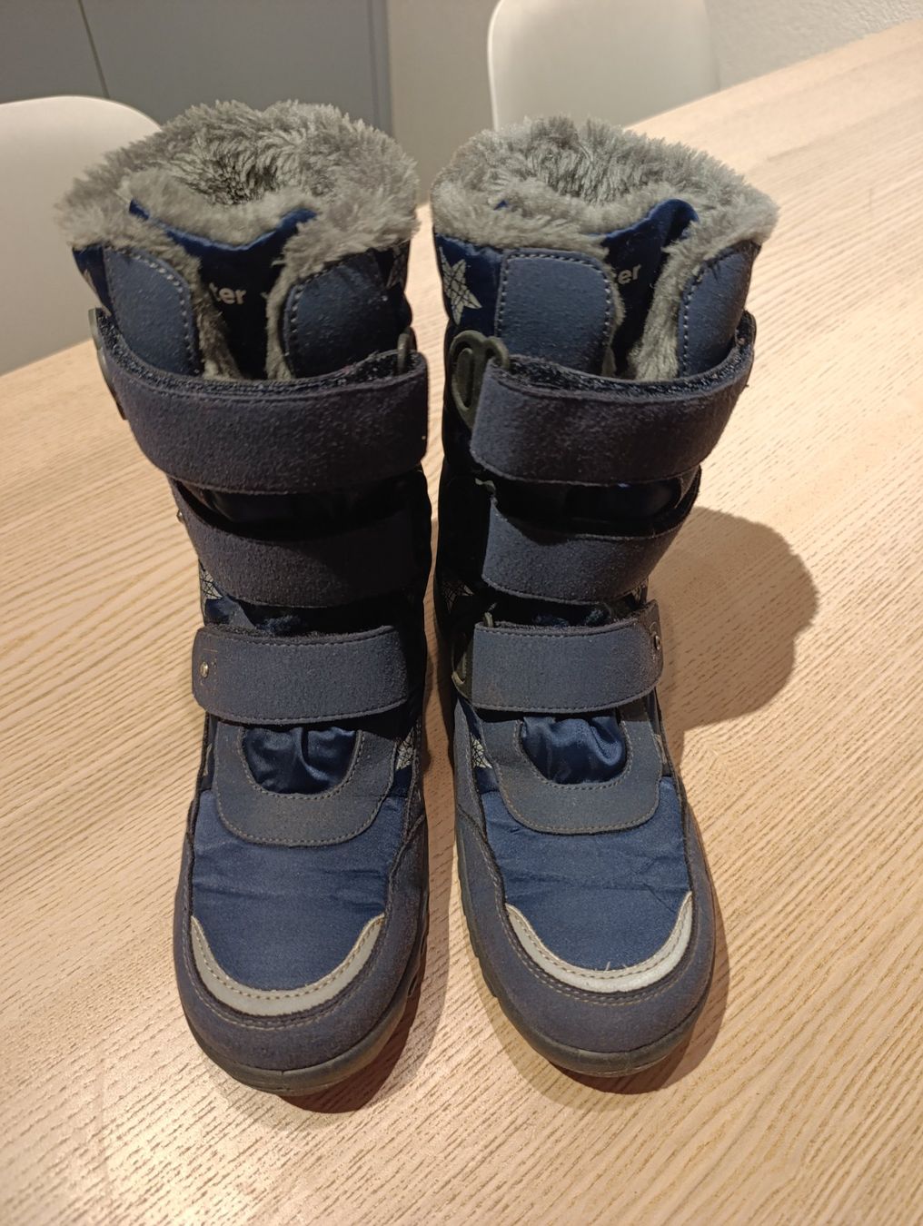 Schuhe für Jungen: Kinder Winter Stiefel Richter, Gr 36 – Gebraucht aus Zürich von VorlonShadow
