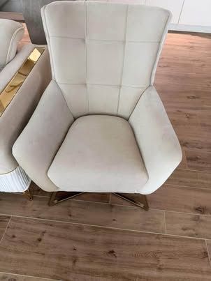 Sofas: Wunderschönes Sofa-Set – Neuf (Voir description) à Bülach par dov_b6zp 3