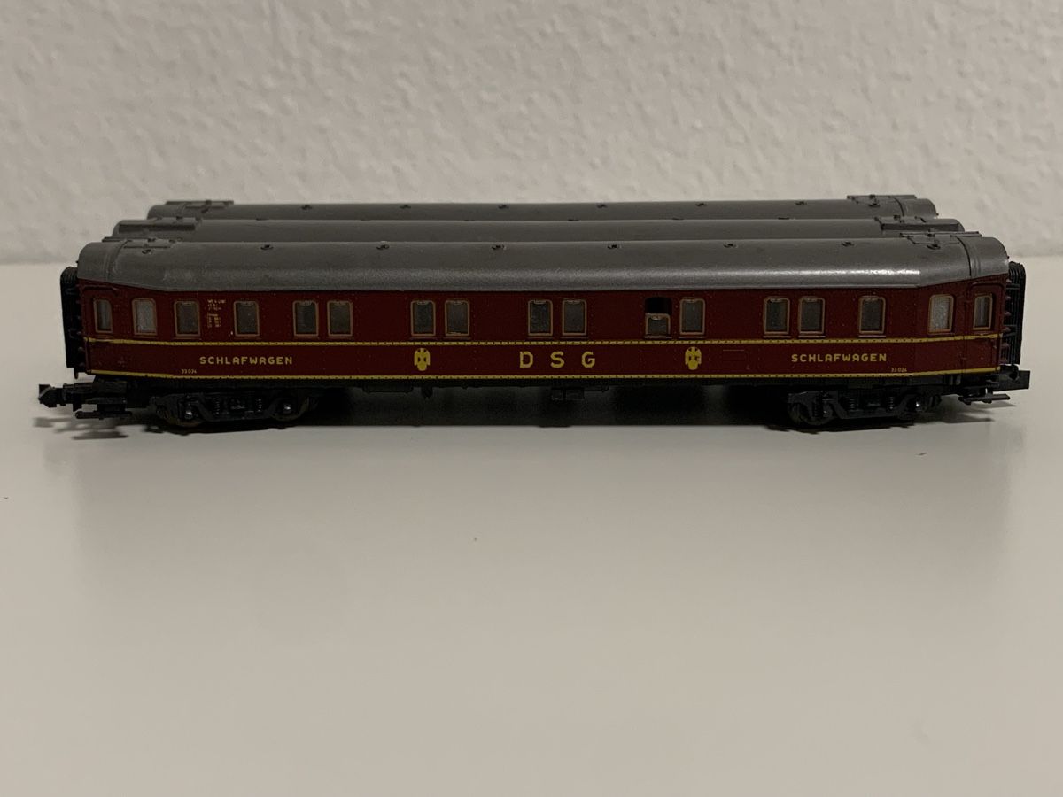 Modelleisenbahnen: DSG-Schlafwagen Rot 3-teilig – Gebraucht aus Neuenegg von Mazdanier 4