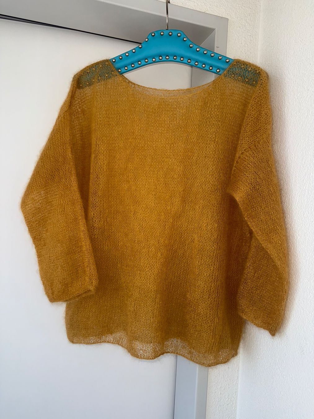 Maglioni & Felpe: Leichter Pullover aus Kid-Mohair Handgestrickt . Neu. – Nuovo e nell'imballaggio originale da Buchrain venduto da nat_pl5p 8