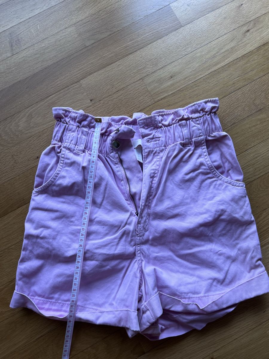 H&M Pantaloni: H&M Shorts 36 – Nuovo (secondo la descrizione) da Neuhaus SG venduto da bernike