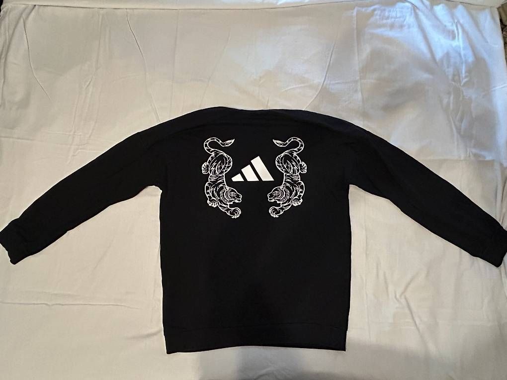 Adidas Pulls & Sweat-shirts: Adidas Pullover – D'occasion à oberdiessbach par nicoornella08 1