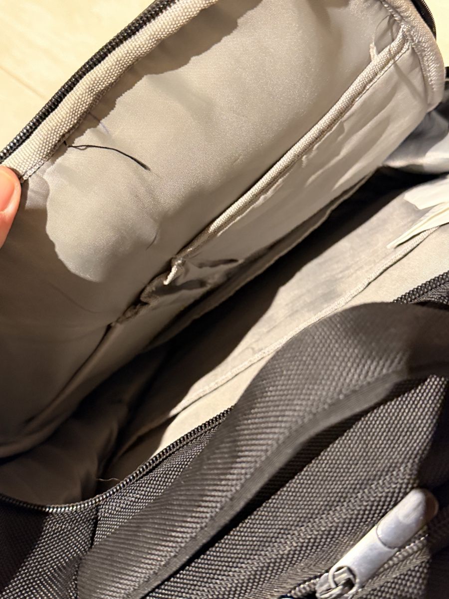 Zaini: HP Laptop Backpack - Like New Condition - Black! – Usato da Paradiso venduto da Ixaya.studio 2