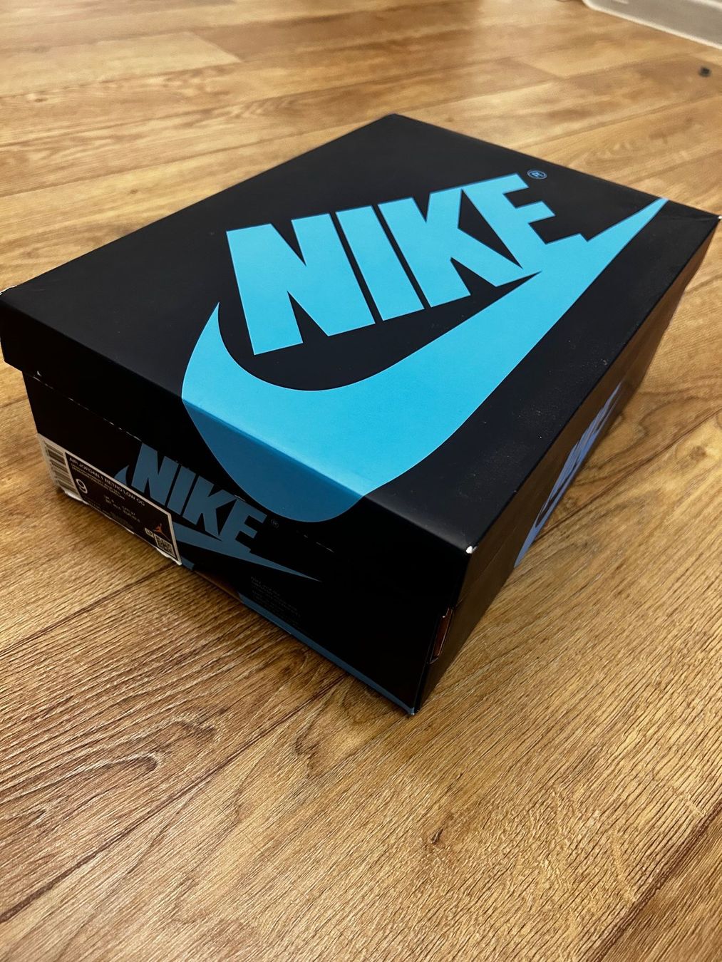Jordan Scarpe da uomo: Jordan 1 - 1 Low OG Obsidian UNC Gr. 42,5 – Usato da Oberwil-Lieli venduto da Mhd 8