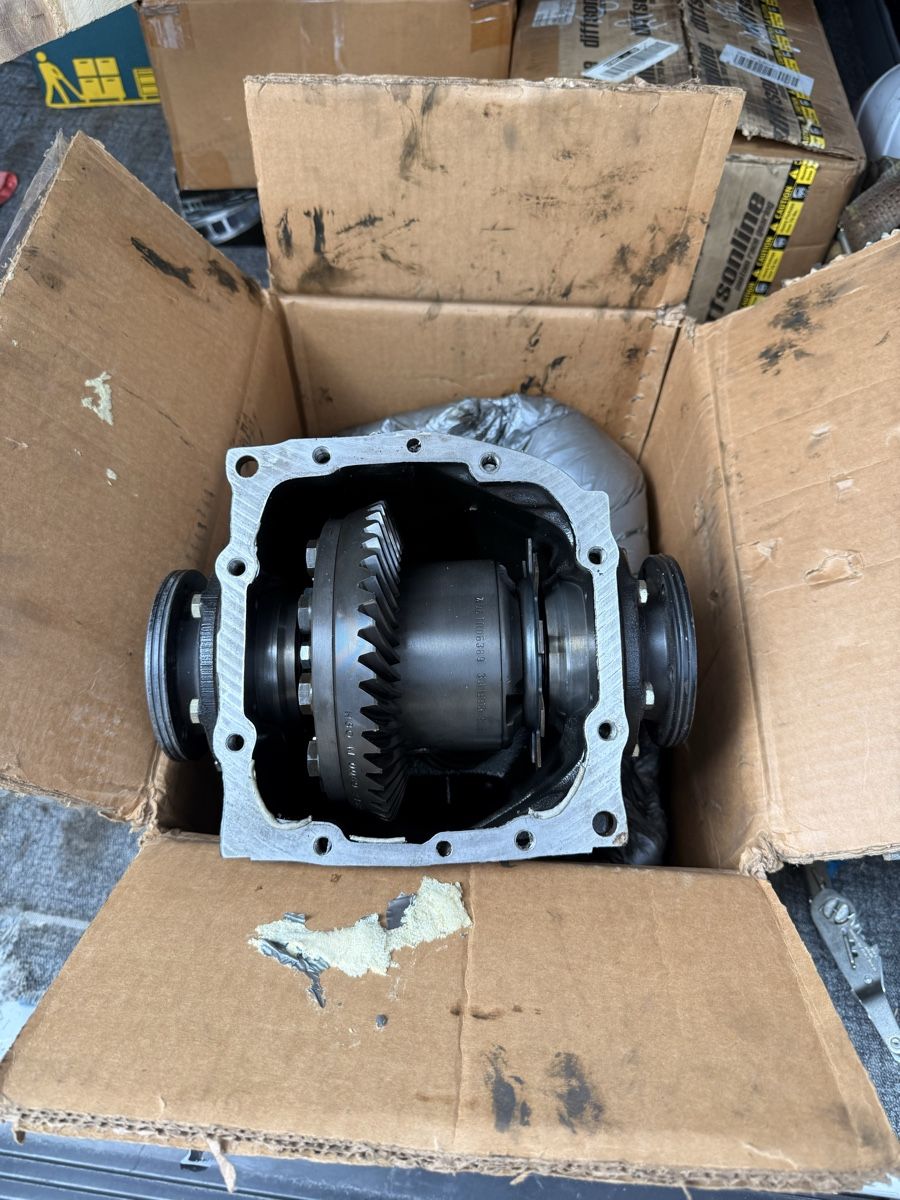 BMW Toutes les pièces auto: E36M3 Differential von Diffsonline Uebersetzung 3.46  – D'occasion à Gossau ZH par fabio024 1