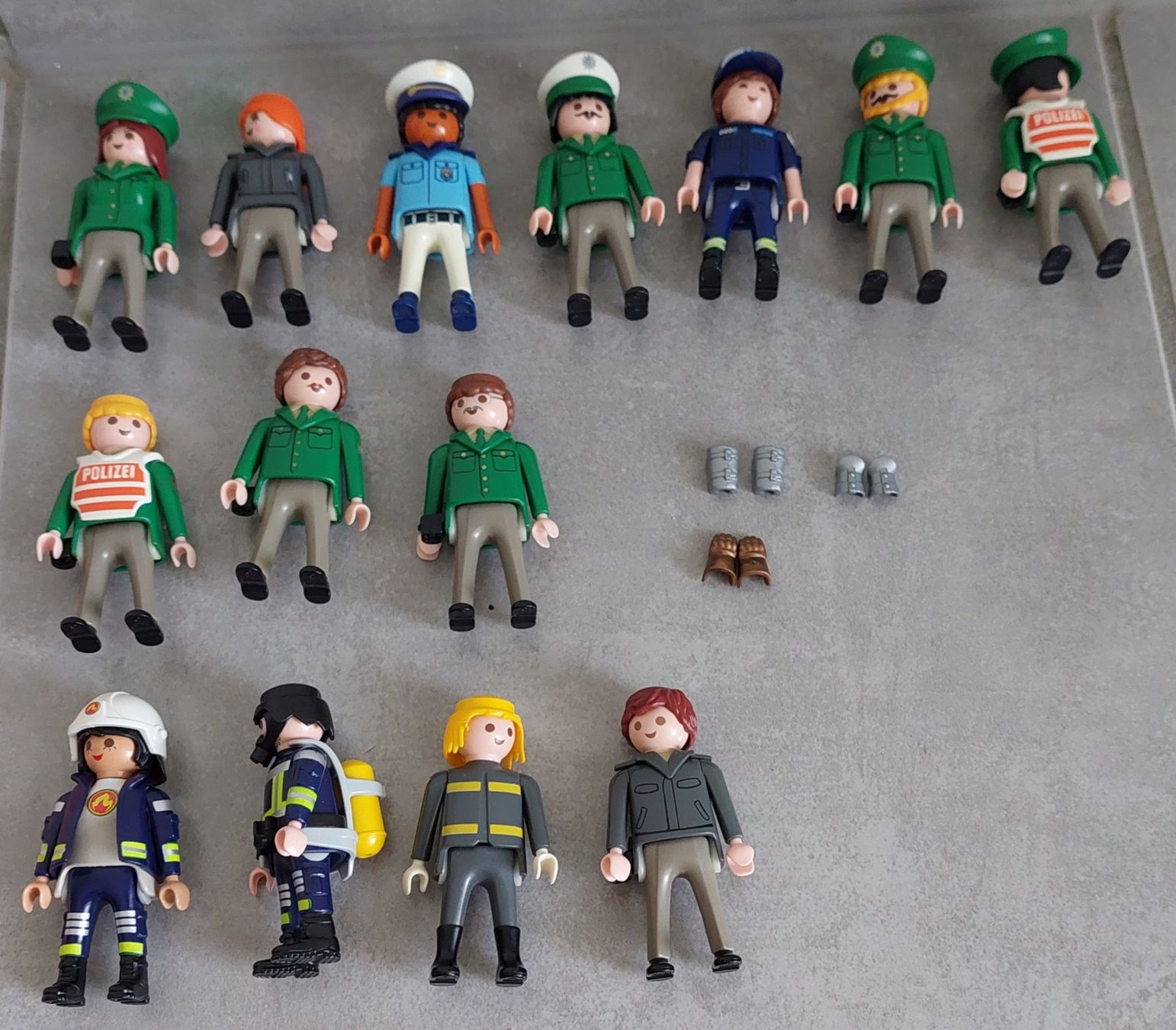 Playmobil Spielzeuge: Playmobil Polizei und Bösewichte – Gebraucht aus Waldkirch von Cswys 2