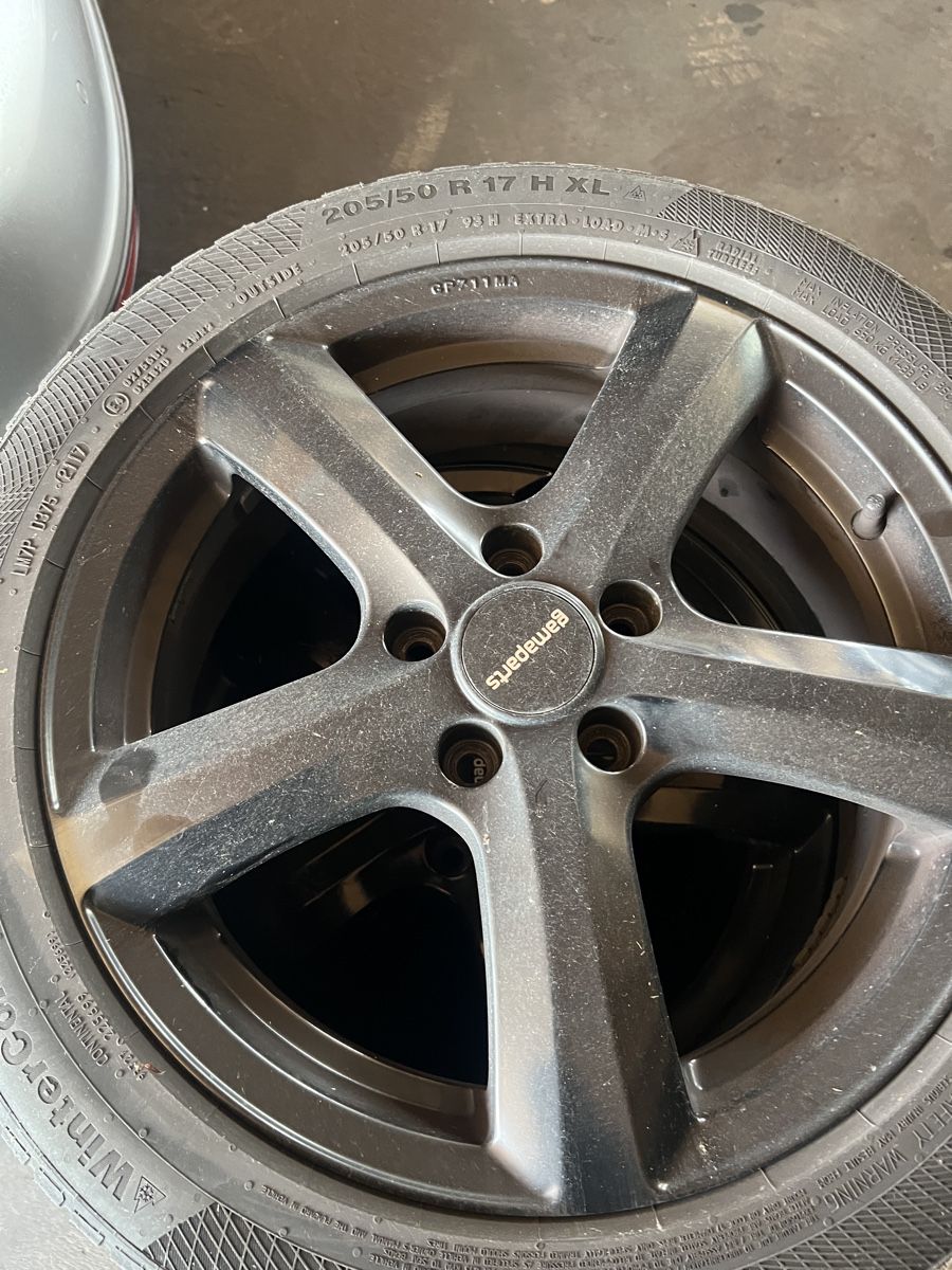 Pneus & Roues: R17 – D'occasion à Bern par pav_b76w 2