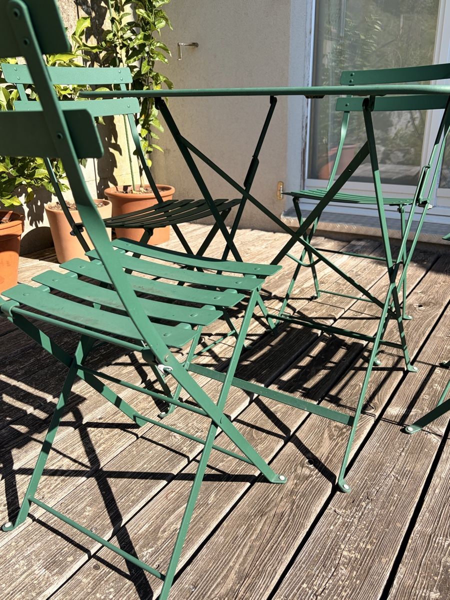 Fermob Set di tavolo e panche: FERMOB Bistro Gartenmöbel – Usato da Evilard venduto da tamino_biel 1
