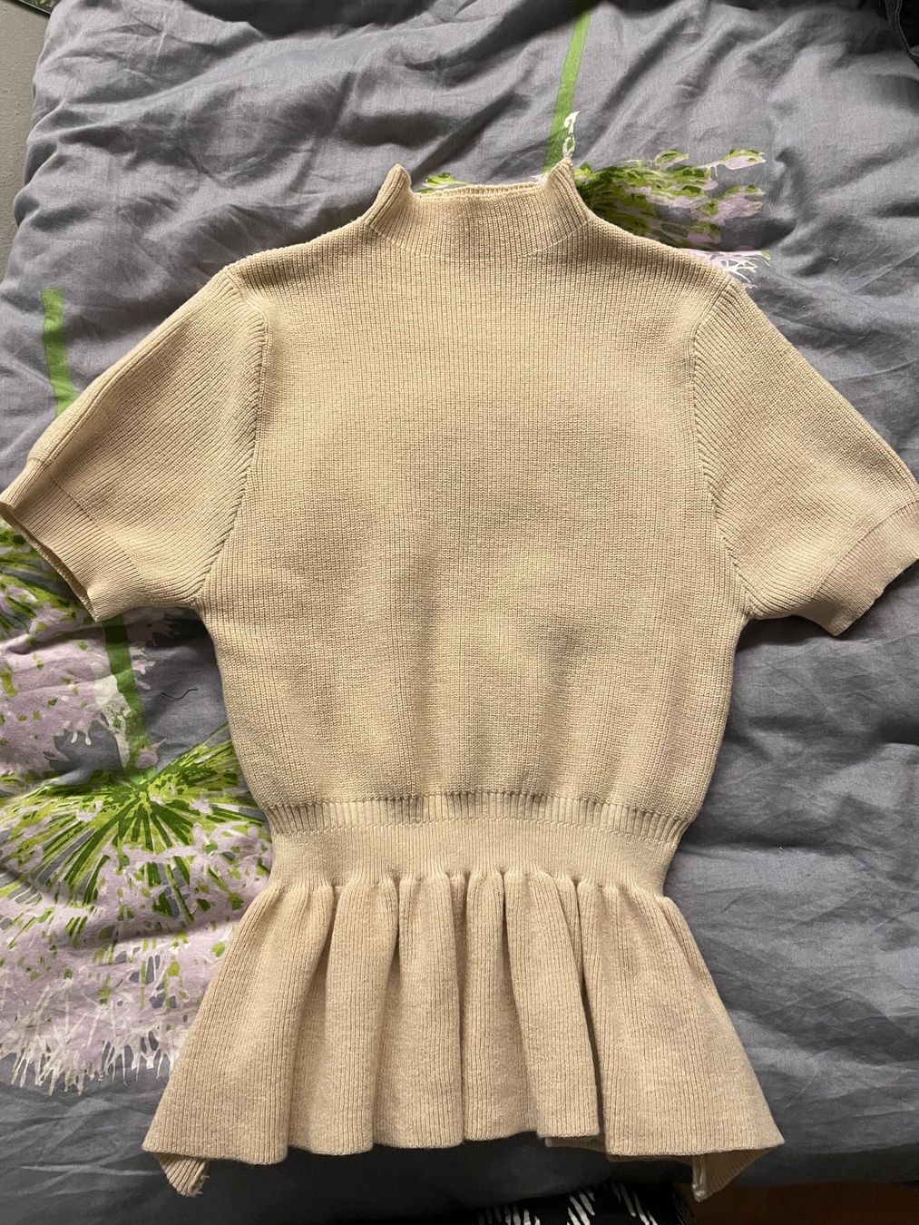 Shein Top: SHEIN Oberteil – Usato da Schnottwil venduto da sml_29t8 1