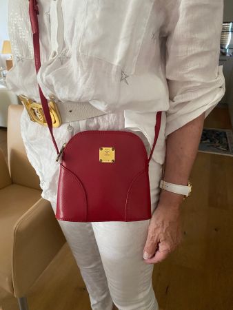 MCM Tasche rot Leder Damen neu