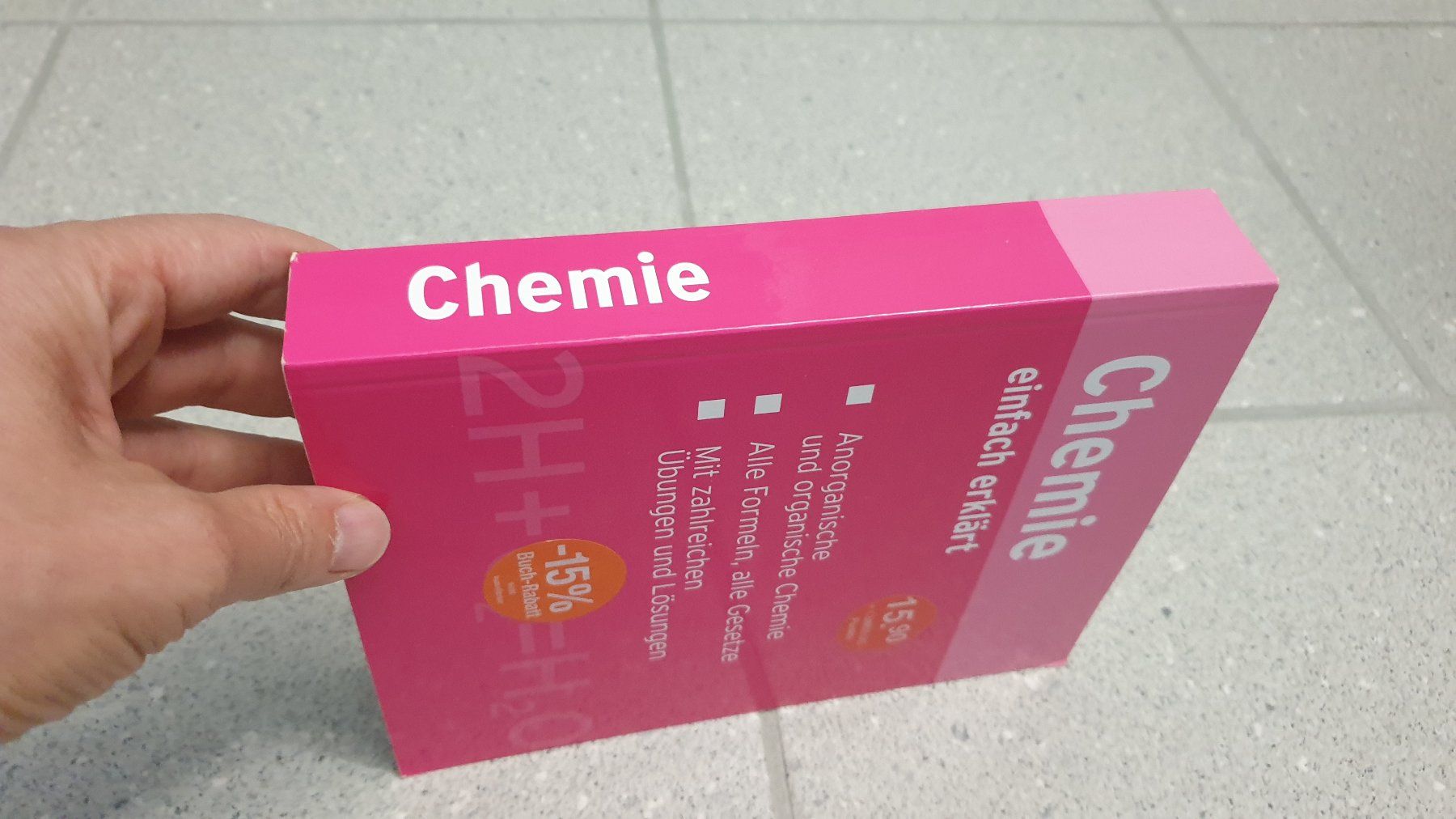 Livres: Chemie einfach erklärt – D'occasion à Stäfa par Supertramp73 2