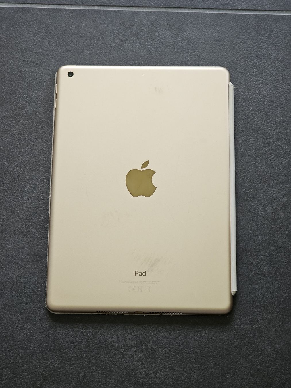 Apple Tablet PC: Apple iPad 5. Generation | 9.7" | 32GB | Gold – Gebraucht aus Grosswangen von GeorgeMaharis 4