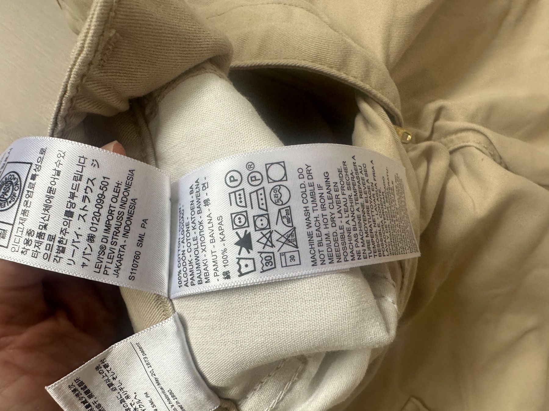 Levi's Pantaloni: Levi’s cargo safari trousers – Nuovo (secondo la descrizione) da Wollerau venduto da bod_25yw 8